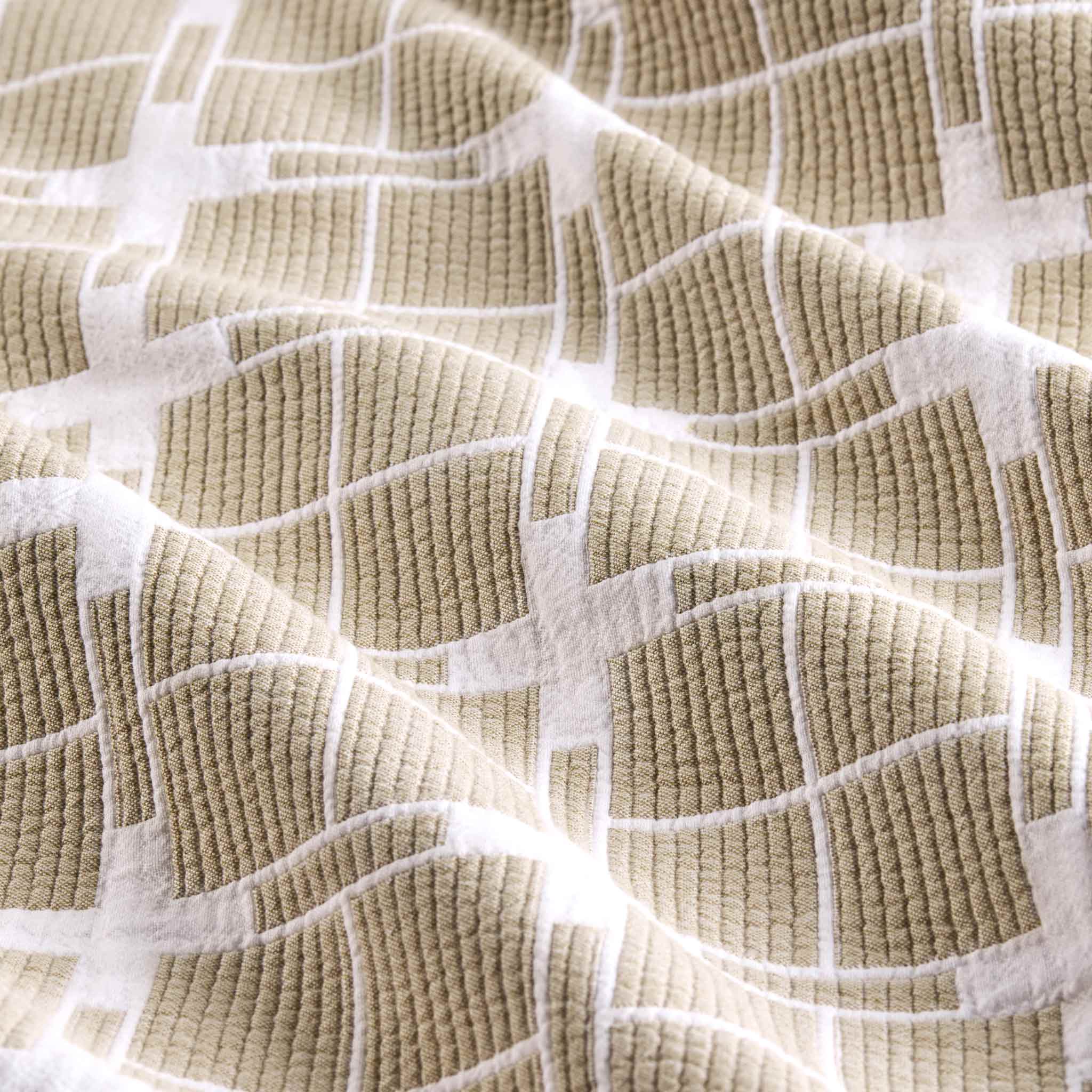 Starter Bundle: Ribbed Matelasse Quilt