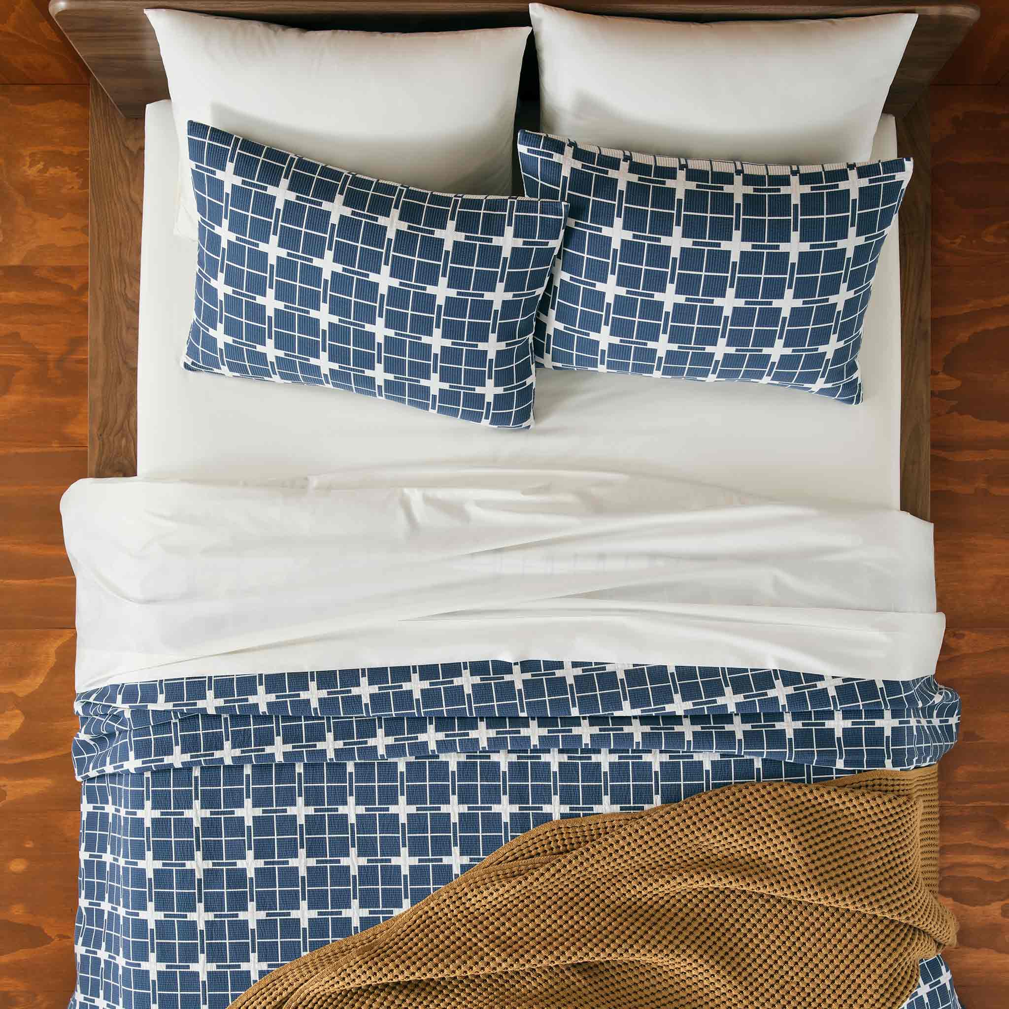 Ribbed Matelasse Quilt - Last Call