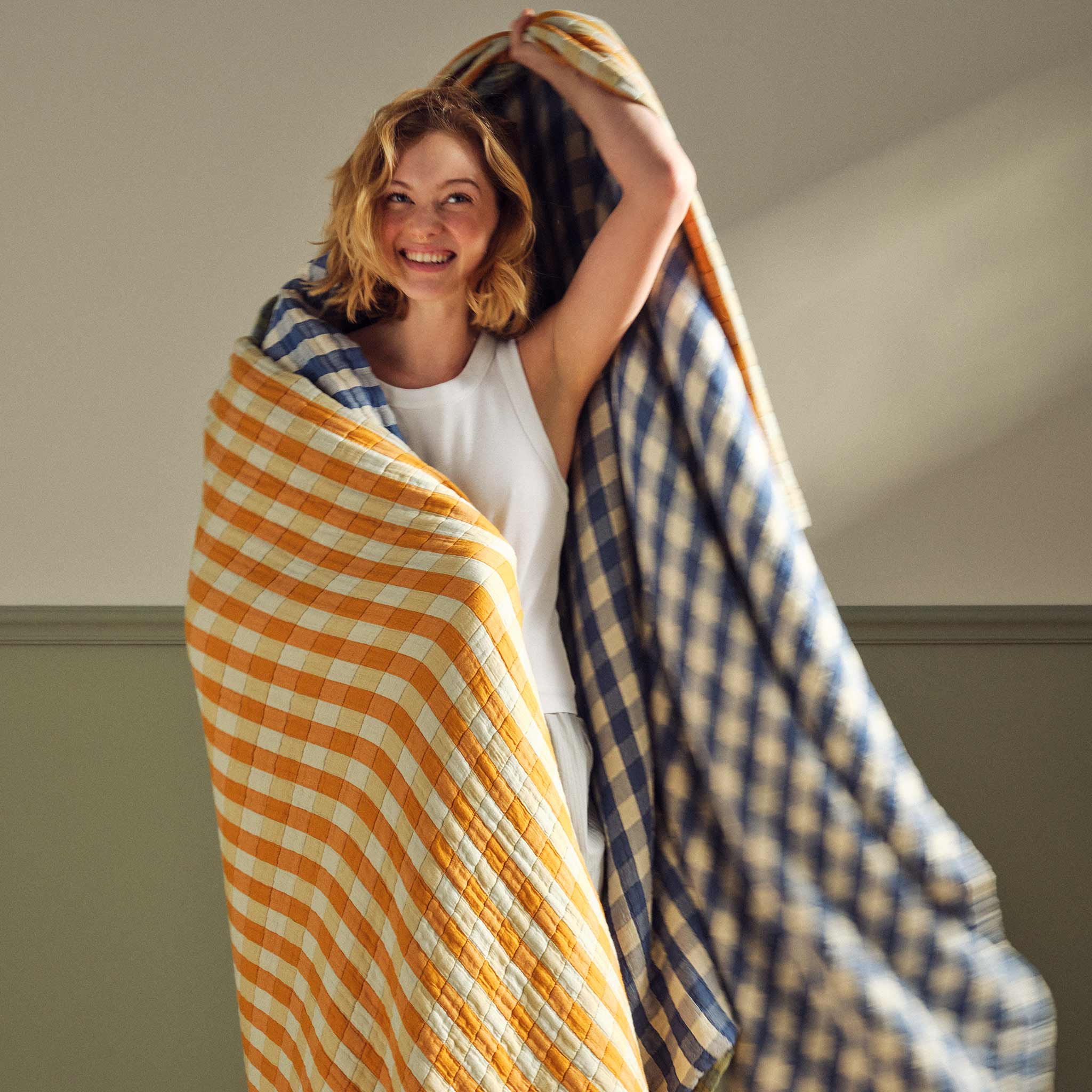Breezeweave Cotton Gingham Bed Blanket